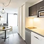 Nemea Stadium Bordeaux Aeroport Aparthotel 3*