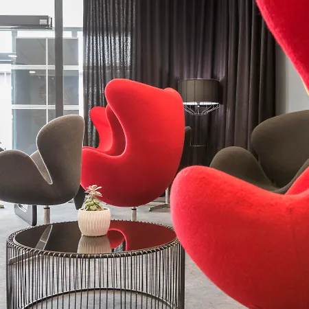 Néméa Stadium Appart hôtel 3*