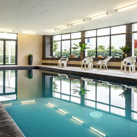 Nemea Stadium Bordeaux Aeroport Hotel apartamentowy 3*