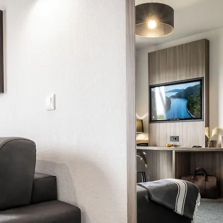 Hotel apartamentowy Nemea Stadium Bordeaux Aeroport 3*