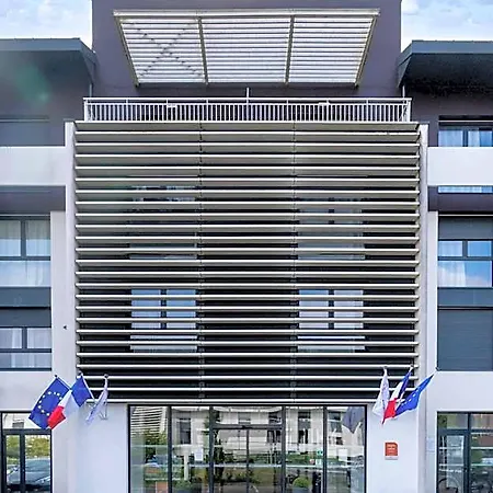 Nemea Stadium Bordeaux Aeroport מלון דירות 3*