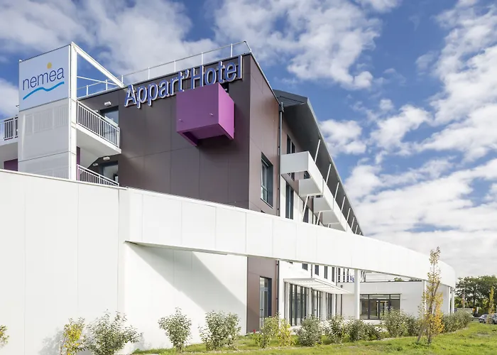 Néméa Stadium 3* Mérignac