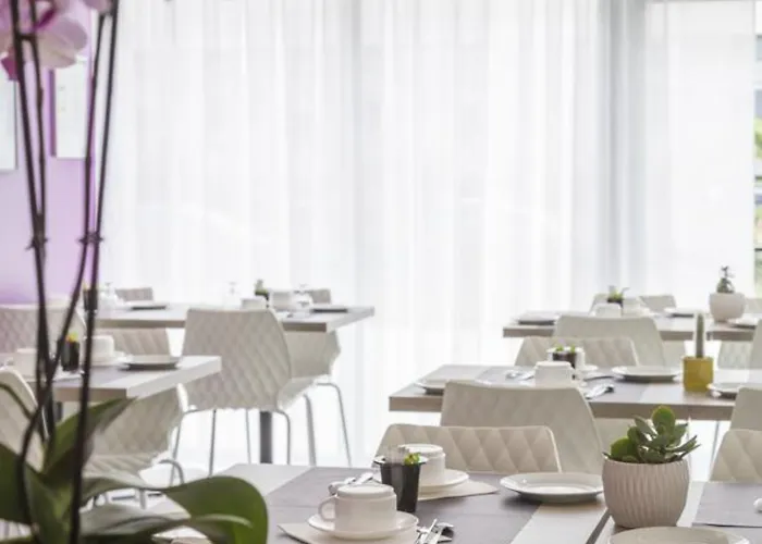 Appart hôtel Néméa Stadium 3*