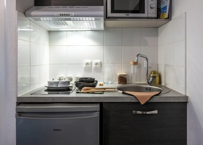 Néméa Stadium Appart hôtel